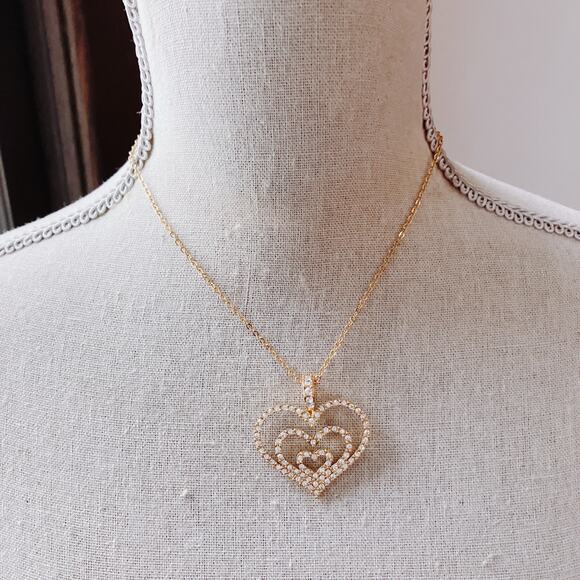 Signed Nolan Miller Gold Tone Triple Heart Rhinestone Pendant Necklace Vintage - Picture 3 of 12